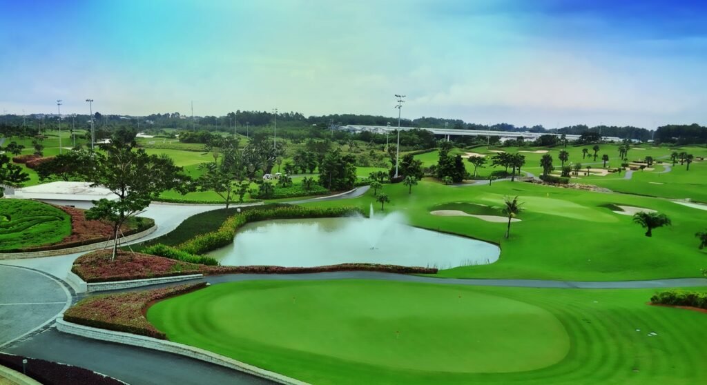 잇당 golf 미디어의 하모니 골프장 사진 · 실제 티타임과 요금은 이용일 기준 확인