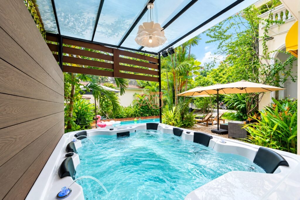 Signature Villa · Jacuzzi