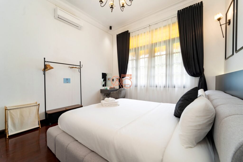 Signature Villa · bedroom 303