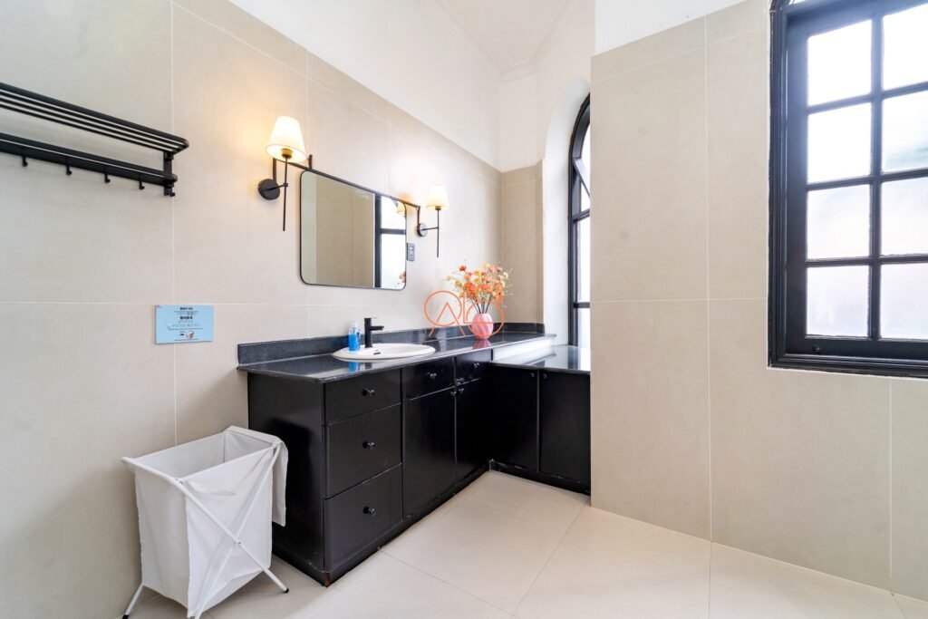 Signature Villa · bathroom 301