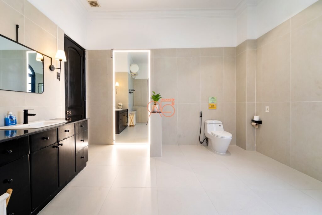 Signature Villa · bathroom 302