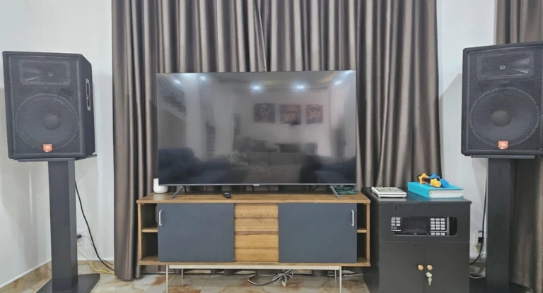 호치민 풀빌라 숙소 전경 · 잇당 숙소 안내