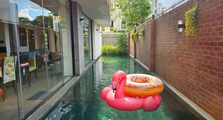 호치민 풀빌라 숙소 전경 · 잇당 숙소 안내